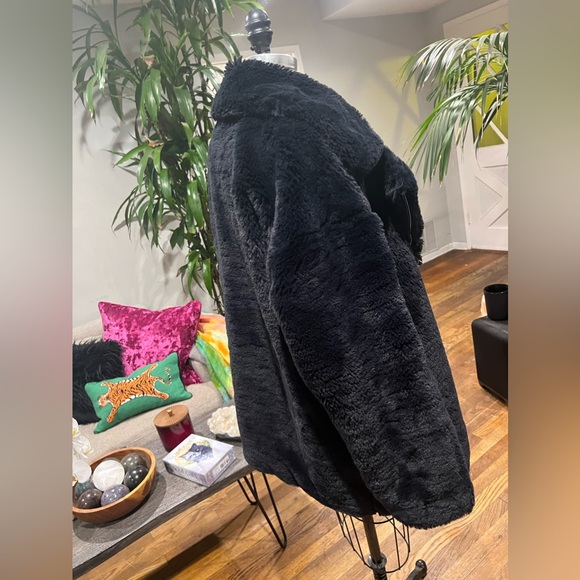 A/OK Faux Fur Coat Black Jacket Cozy Luxurious Glam Winter M/L - Picture 4 of 13